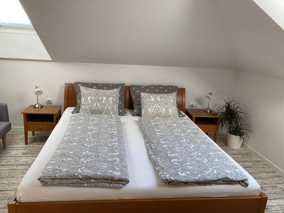 Husova Appartement *