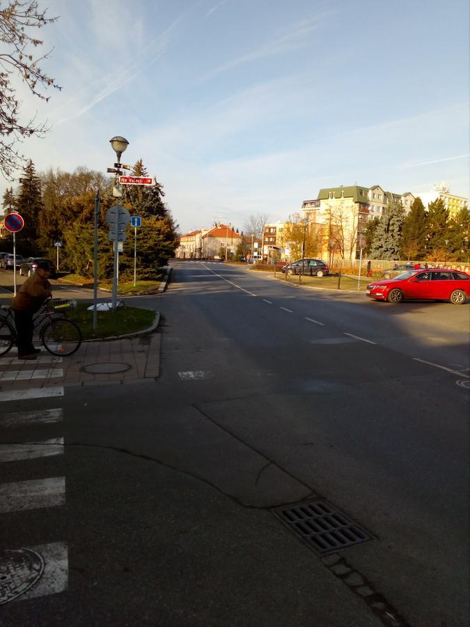 Husova 公寓 波杰布拉迪